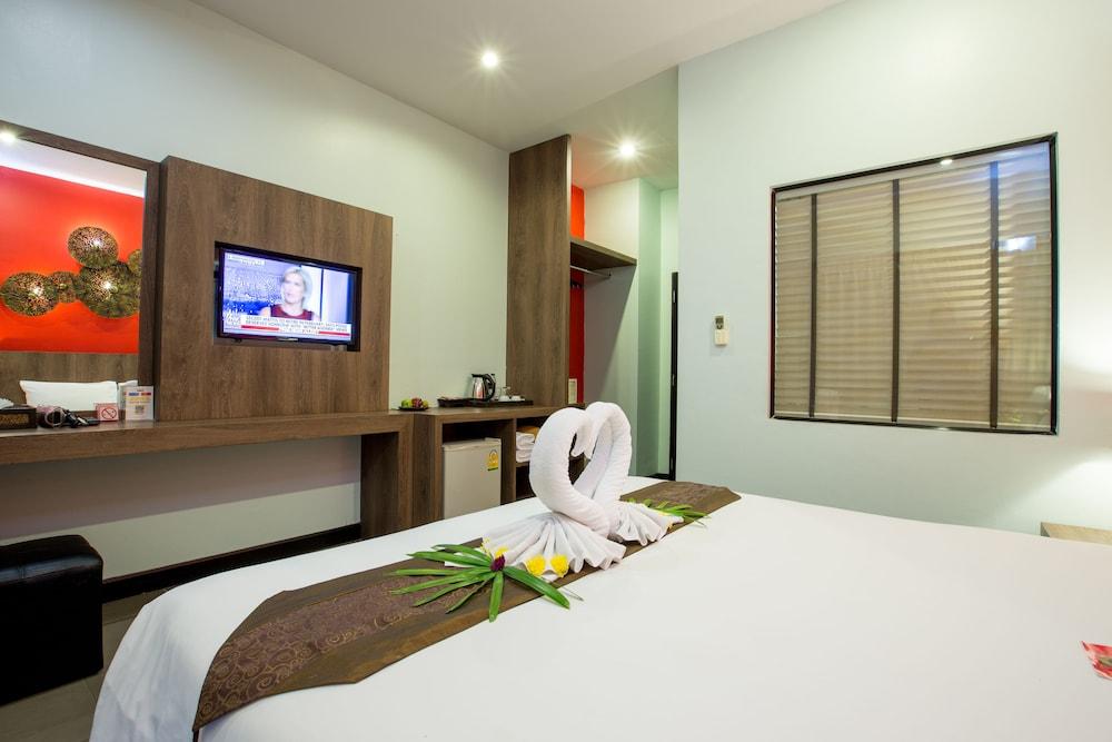 Youdee Hotel Patong - Formerly Meir Jarr Hotel Patong Exterior foto